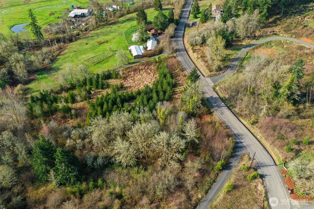 208 Sanderson Road, Chehalis, WA 98532