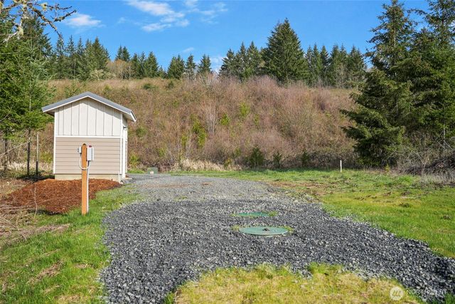 208 Sanderson Road, Chehalis, WA 98532