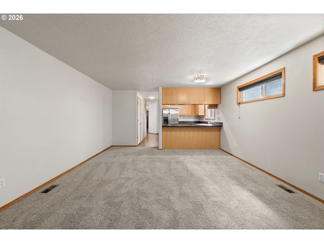 9223 N HODGE Ave, Portland, OR 97203