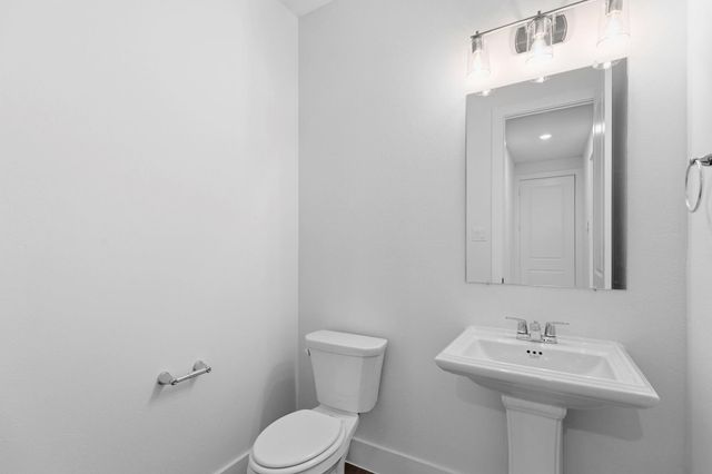 813 Green Ash Drive, Waller, TX 77484