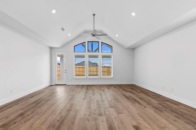 813 Green Ash Drive, Waller, TX 77484