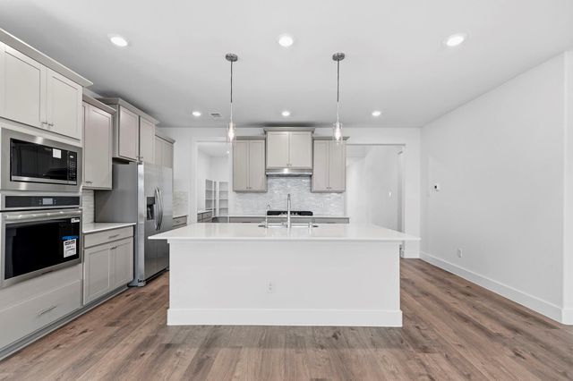 813 Green Ash Drive, Waller, TX 77484