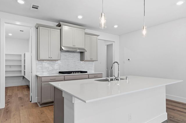 813 Green Ash Drive, Waller, TX 77484