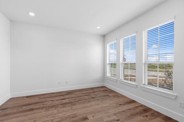 813 Green Ash Drive, Waller, TX 77484