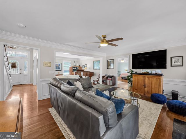 137 Craigwood Way, Sharpsburg, GA 30277