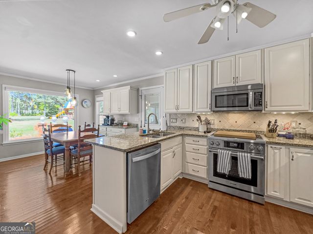 137 Craigwood Way, Sharpsburg, GA 30277