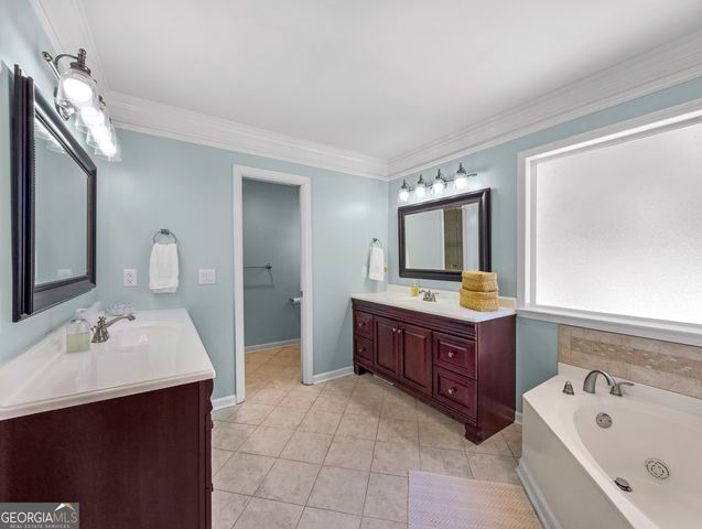 137 Craigwood Way, Sharpsburg, GA 30277