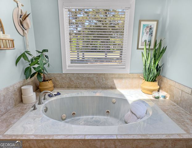 137 Craigwood Way, Sharpsburg, GA 30277