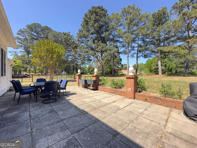 137 Craigwood Way, Sharpsburg, GA 30277