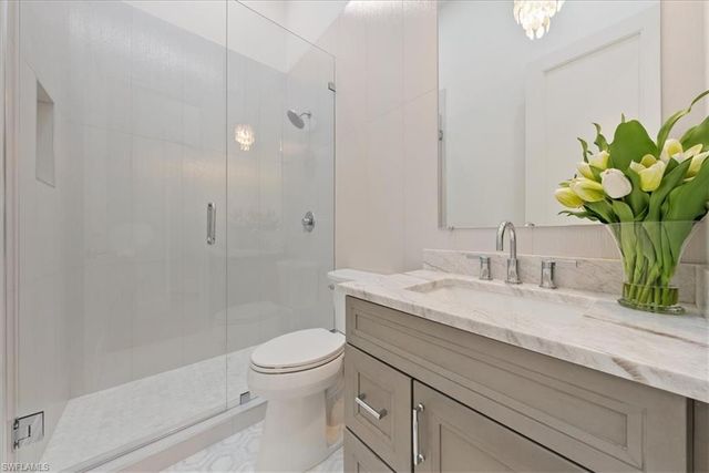 3624 Belair LN # 13, Naples, FL 34103