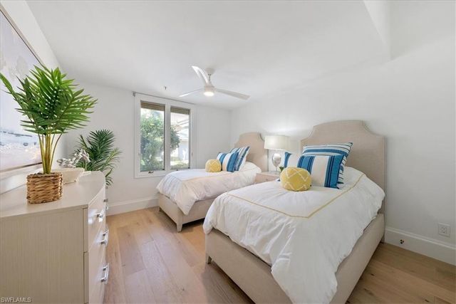 3624 Belair LN # 13, Naples, FL 34103