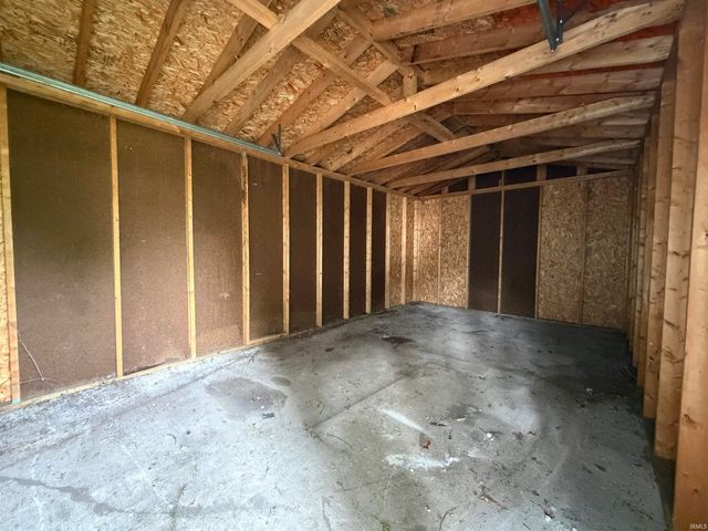 1233 N Meade Street, South Bend, IN 46628