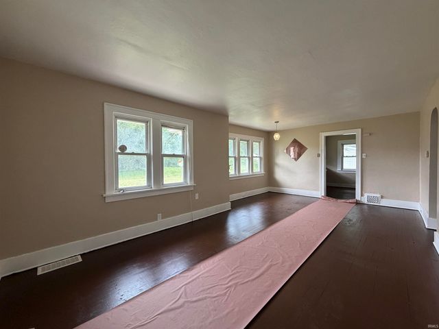 1233 N Meade Street, South Bend, IN 46628