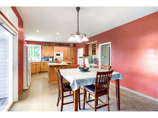 1850 Ne 21ST Ave, Canby, OR 97013