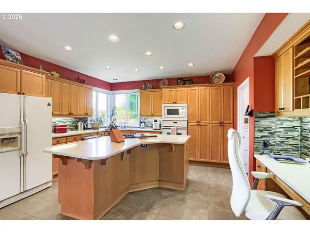 1850 Ne 21ST Ave, Canby, OR 97013