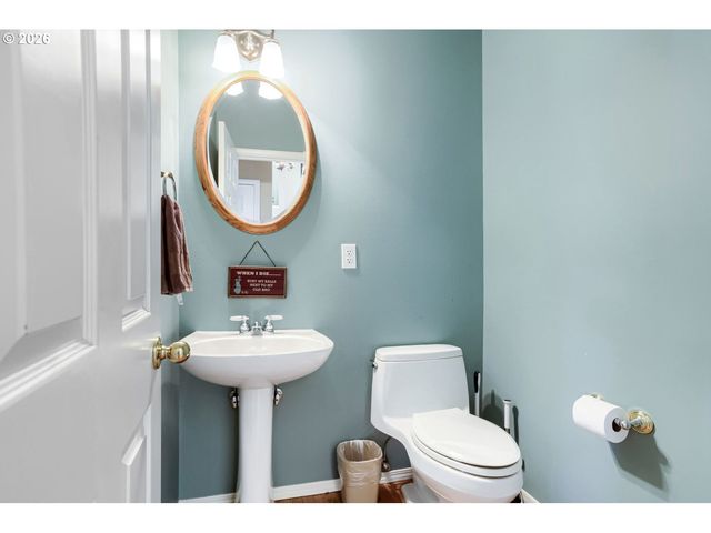 1850 Ne 21ST Ave, Canby, OR 97013