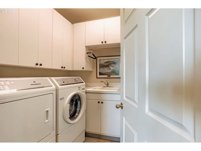 1850 Ne 21ST Ave, Canby, OR 97013