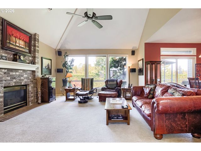 1850 Ne 21ST Ave, Canby, OR 97013
