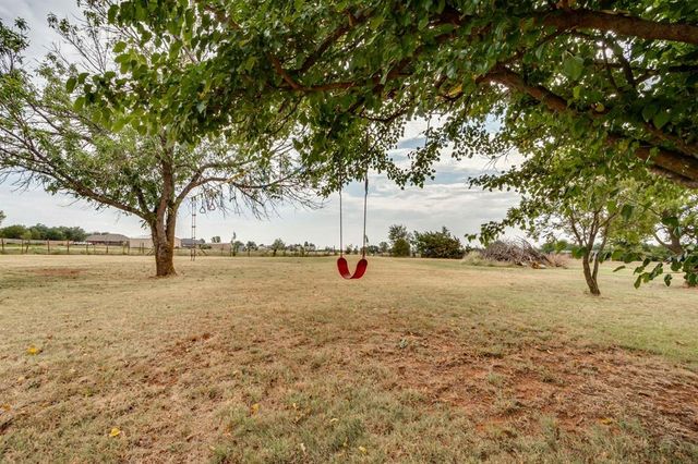 4521 Zella Way NE, Piedmont, OK 73078
