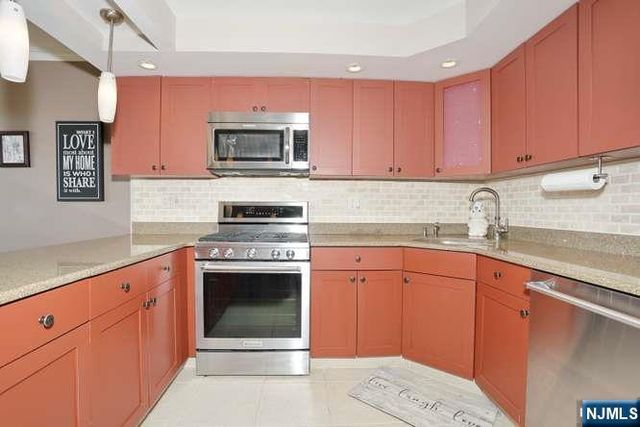 1 Horizon Road 619, Fort Lee, NJ 07024