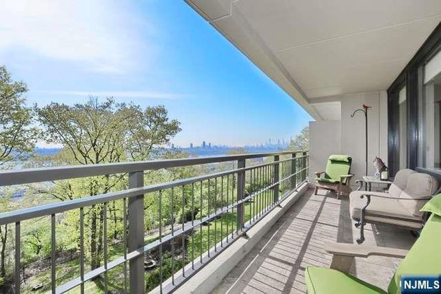 1 Horizon Road 619, Fort Lee, NJ 07024