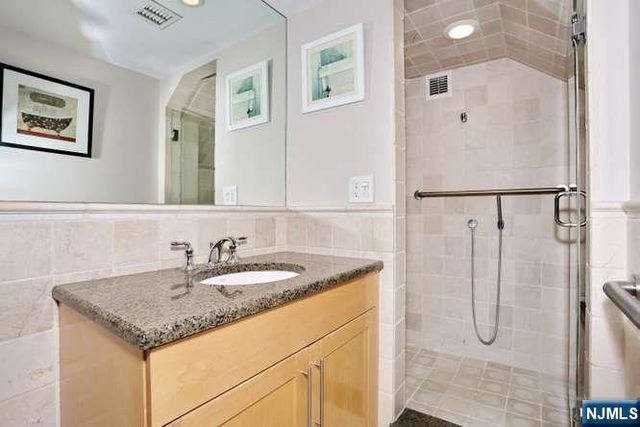 1 Horizon Road 619, Fort Lee, NJ 07024