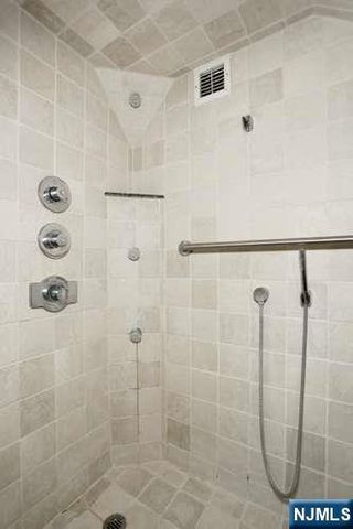 1 Horizon Road 619, Fort Lee, NJ 07024
