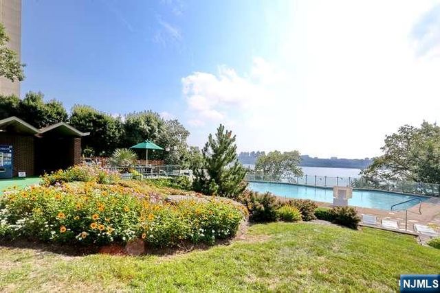 1 Horizon Road 619, Fort Lee, NJ 07024