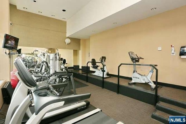 1 Horizon Road 619, Fort Lee, NJ 07024