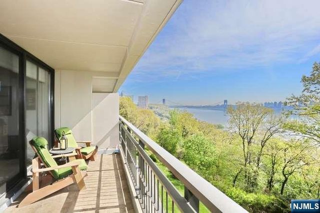 1 Horizon Road 619, Fort Lee, NJ 07024
