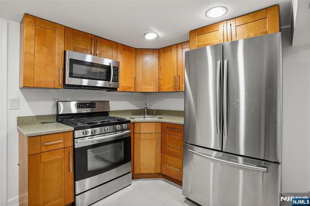 233 Boonton Avenue, Butler Borough, NJ 07405