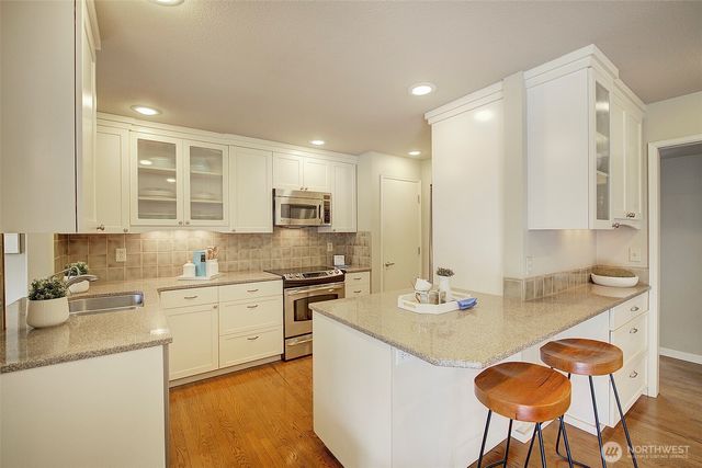 243 140th Avenue NE, Bellevue, WA 98005