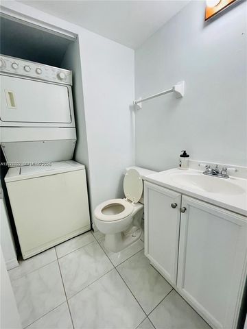 5809 NW 21st Street 20A, Lauderhill, FL 33313