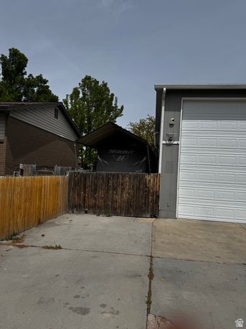 2284 W ZIONS DR, Taylorsville, UT 84129