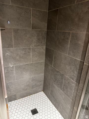 2284 W ZIONS DR, Taylorsville, UT 84129