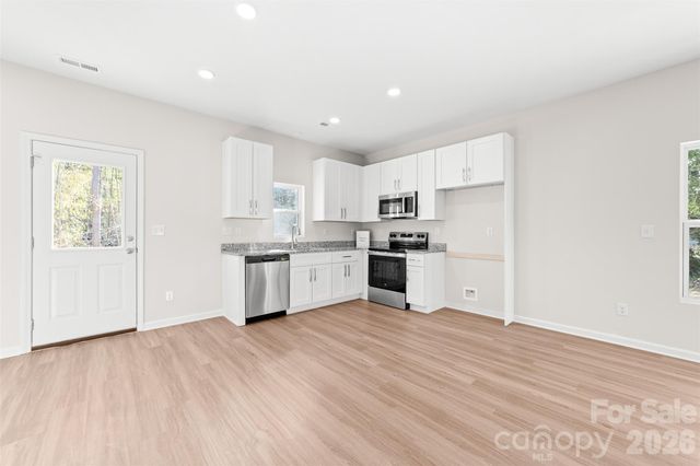 1128 N 14th Street, Bessemer City, NC 28016