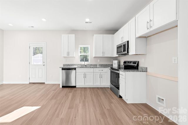 1128 N 14th Street, Bessemer City, NC 28016