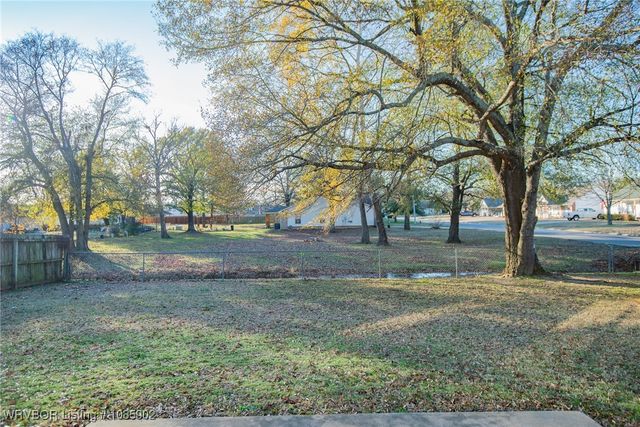 171 Azalea Drive, Greenwood, AR 72936