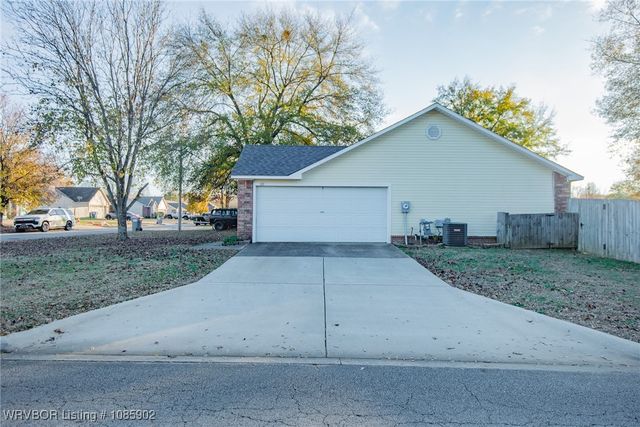 171 Azalea Drive, Greenwood, AR 72936