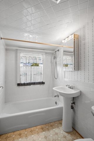 78 Garfield Street, Marblehead, MA 01945