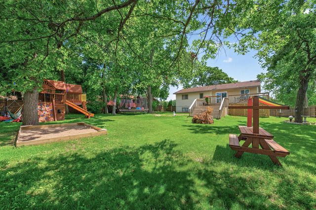 1509 133rd Lane NE, Andover, MN 55304