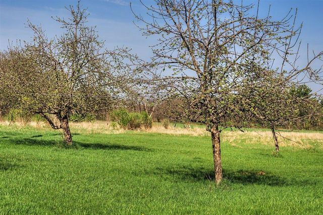 7571 McKinney Road, Mazomanie, WI 53560