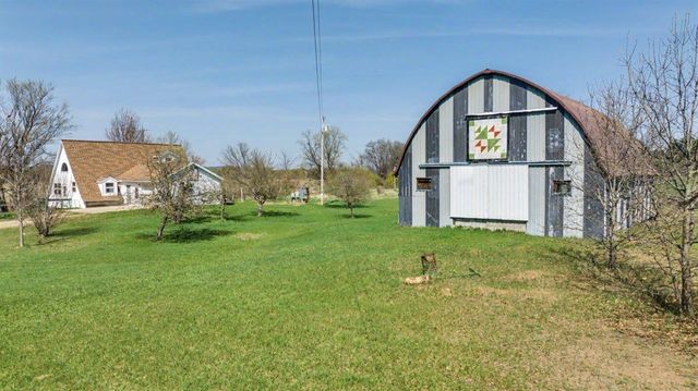 7571 McKinney Road, Mazomanie, WI 53560