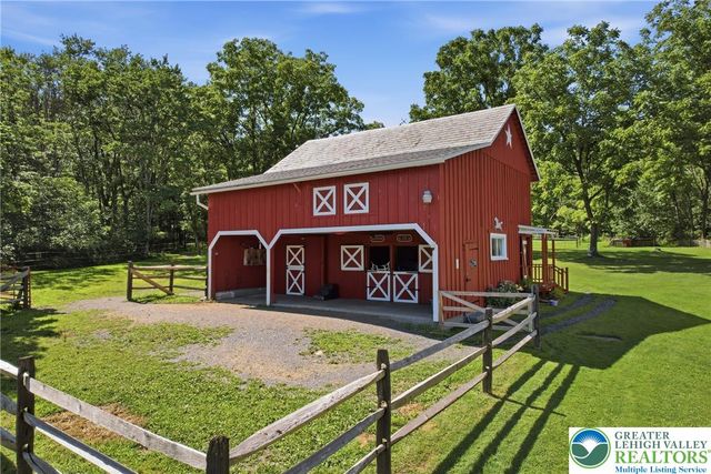 3954 Wood Drive, Lehigh Twp, PA 18088