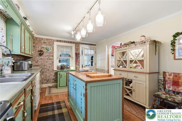 3954 Wood Drive, Lehigh Twp, PA 18088