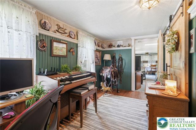 3954 Wood Drive, Lehigh Twp, PA 18088