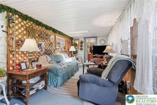 3954 Wood Drive, Lehigh Twp, PA 18088