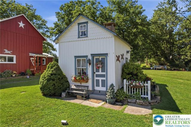 3954 Wood Drive, Lehigh Twp, PA 18088