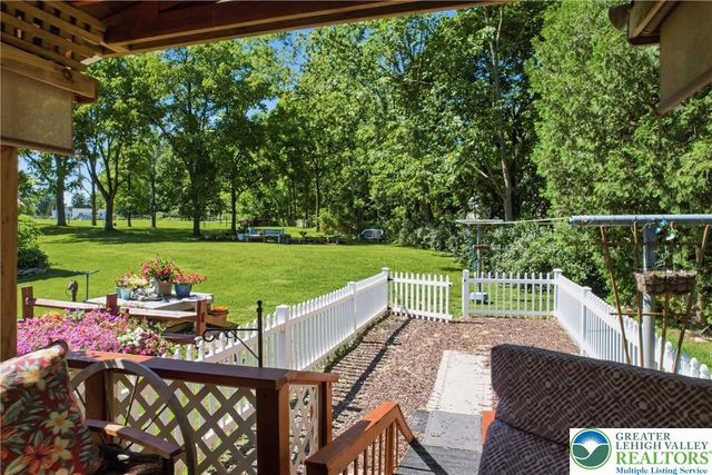 3954 Wood Drive, Lehigh Twp, PA 18088