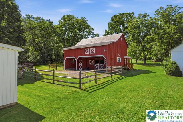 3954 Wood Drive, Lehigh Twp, PA 18088